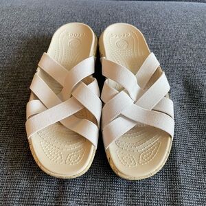 NWOT/CROCS Cream Sandals Sz 7